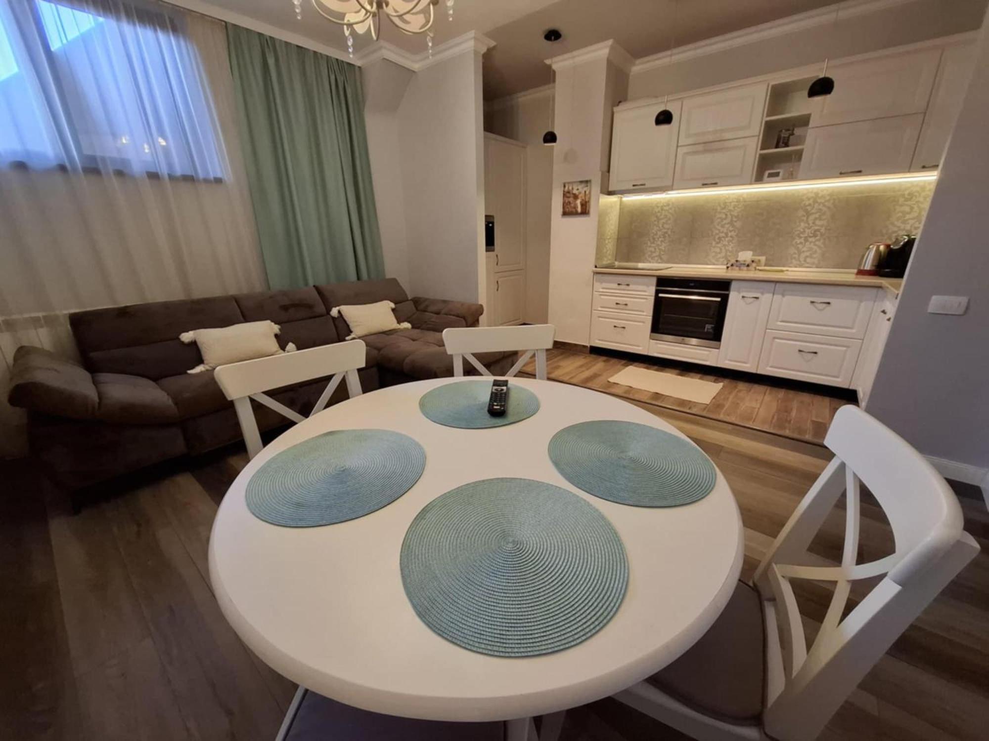 Alpine Sunrise Residence - Brasov Old Center エクステリア 写真