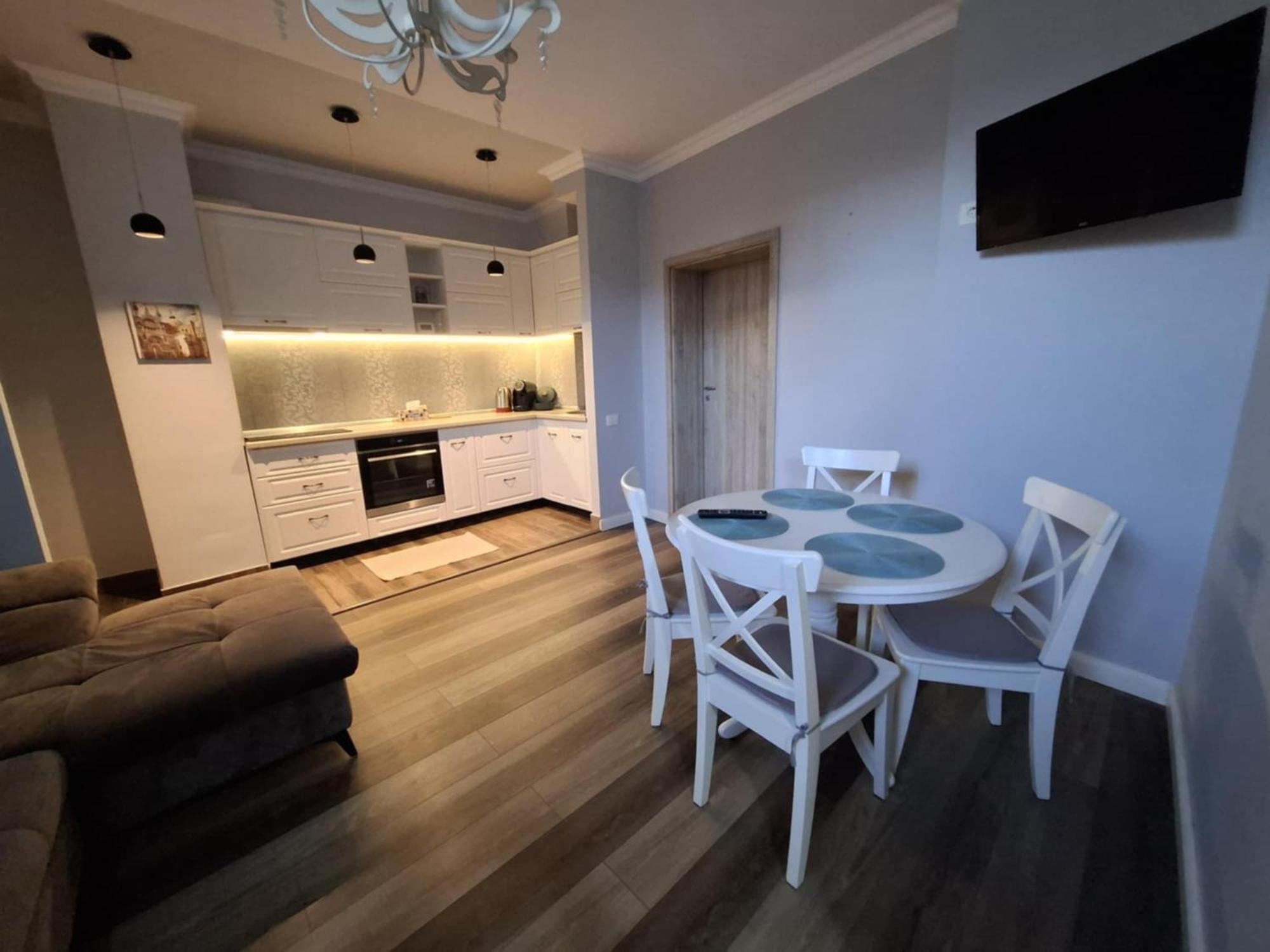 Alpine Sunrise Residence - Brasov Old Center エクステリア 写真