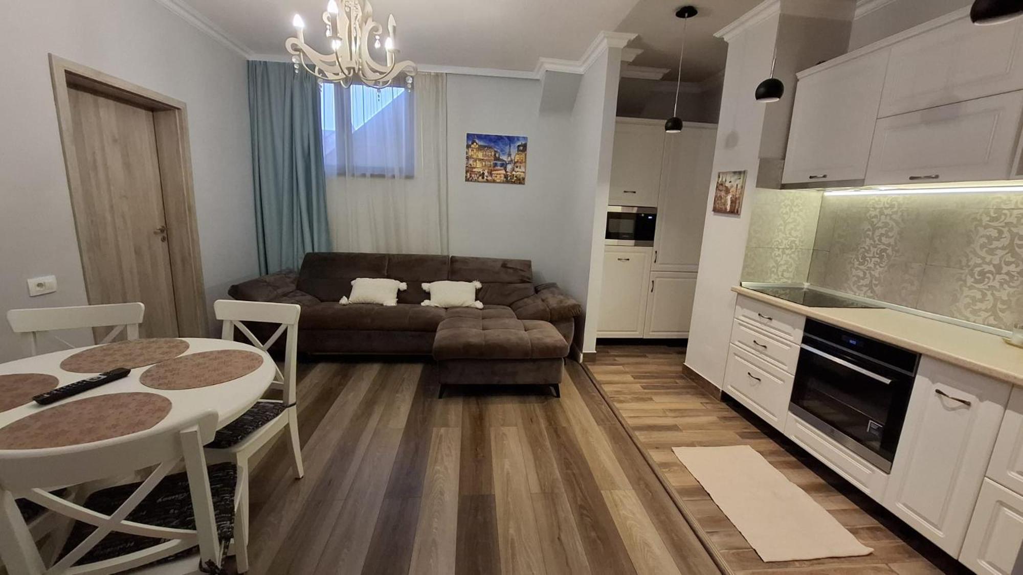 Alpine Sunrise Residence - Brasov Old Center エクステリア 写真